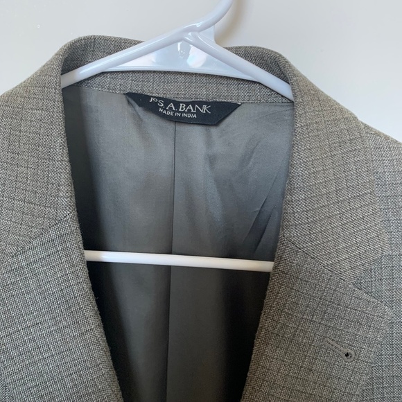 Jos A Bank Signature Collection Tailored Fit Grey - Picture 4 of 7
